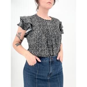 89th & Madison NWT Ruffle Flutter Sleeve Pleated Blouse Size M